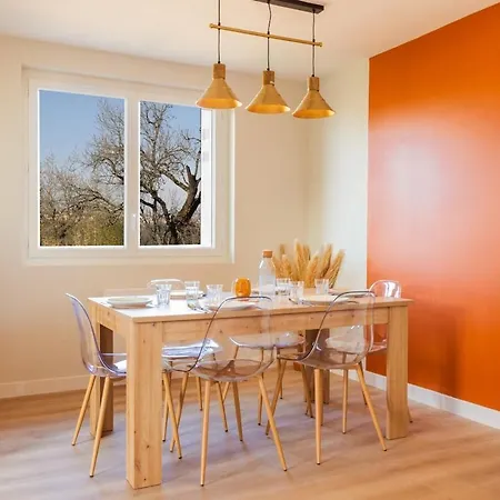 L'escapade Coloree - Gare - Futuroscope - Parking Apartment *