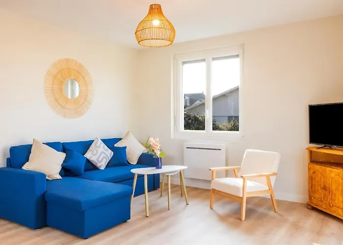 Apartment L'escapade Coloree - Gare - Futuroscope - Parking *