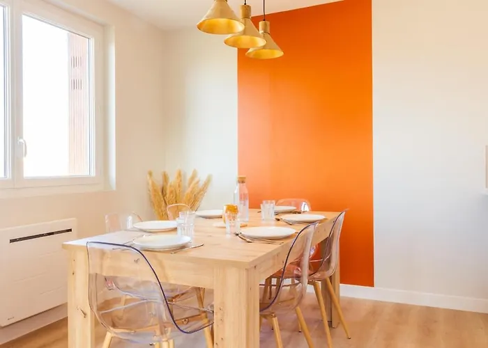 L'escapade Coloree - Gare - Futuroscope - Parking Apartment *